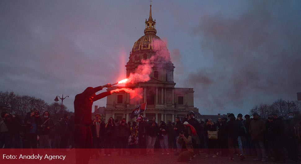 francuska protesti foto anadolija.jpg